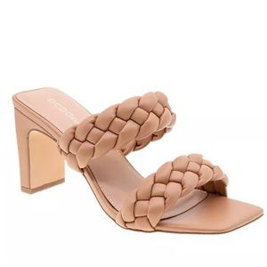 BCBGeneration FINAA Chuck Woven Braided Strap Sandals Tan